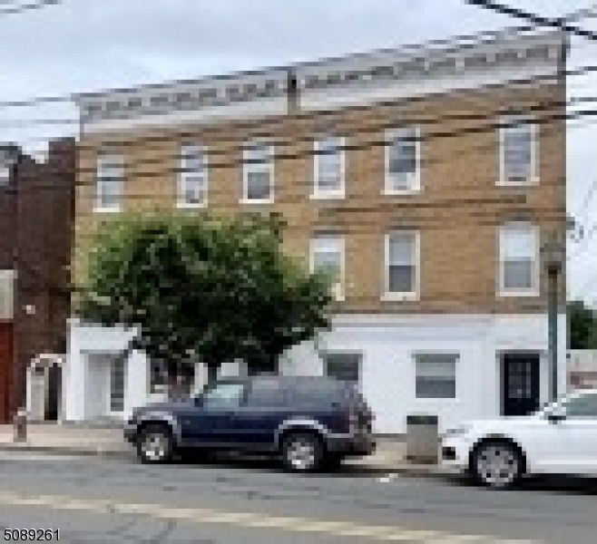 14 W SOMERSET ST #6C, Raritan Boro, NJ 08869