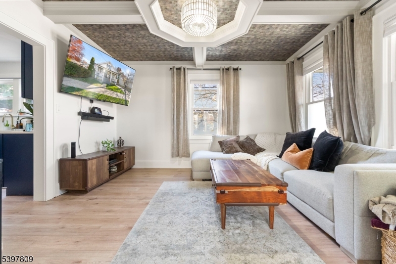 South Bound Brook Boro, NJ 08880,123 Elizabeth St