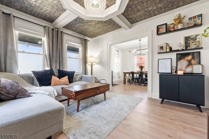 South Bound Brook Boro, NJ 08880,123 Elizabeth St