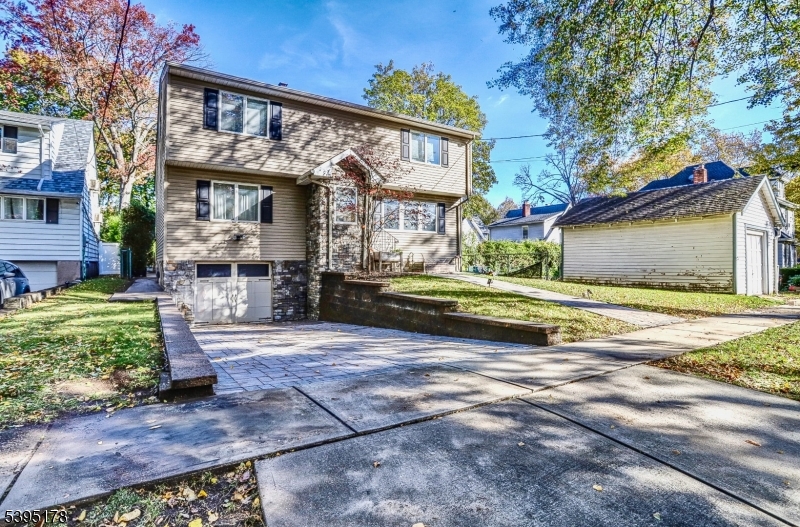 Bogota Boro, NJ 07603,65 Mcdougall Ln