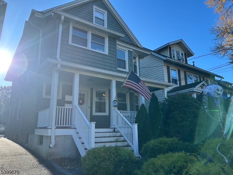 Montclair Twp., NJ 07043,417 Valley Rd