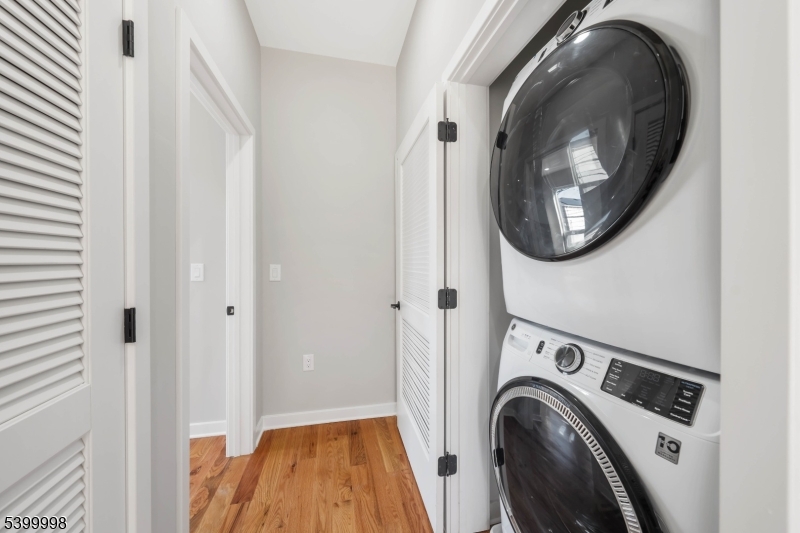 Newark City, NJ 07105,108 Fleming Ave #1A