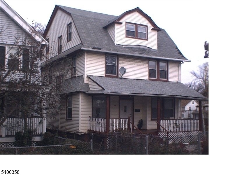 278 William St, East Orange City, NJ 07017