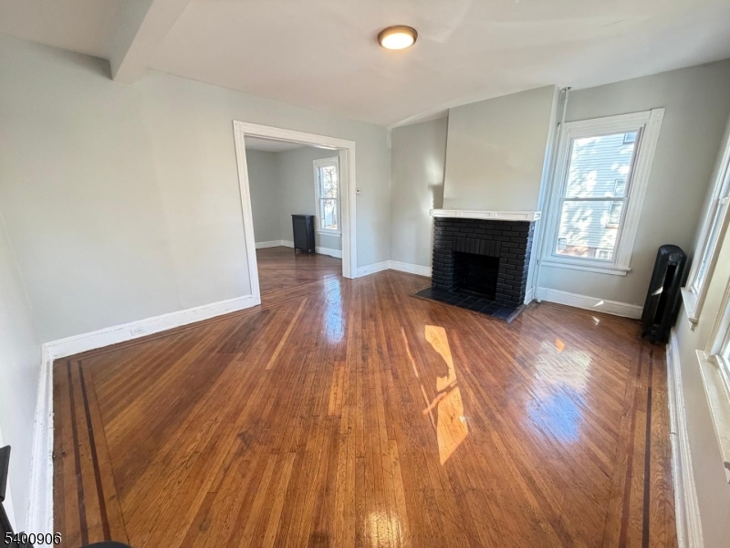 East Orange City, NJ 07017,19 Linwood Pl