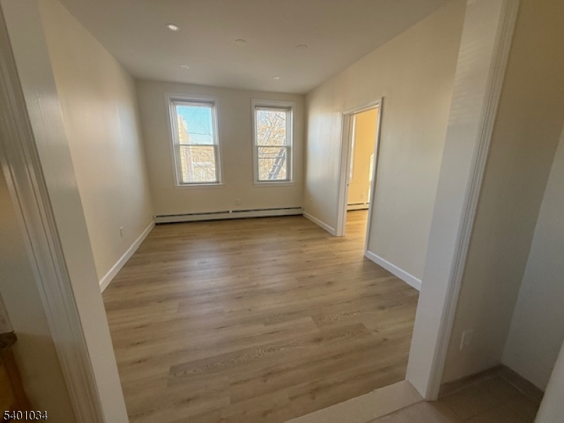 Belleville Twp., NJ 07109,41 King St