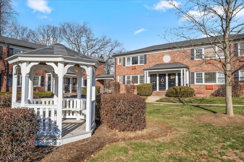 Morris Twp., NJ 07960,228 Pitney Pl #228