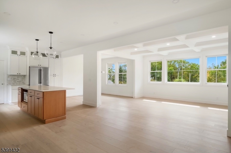 Boonton Town, NJ 07005,270 Ross Dr