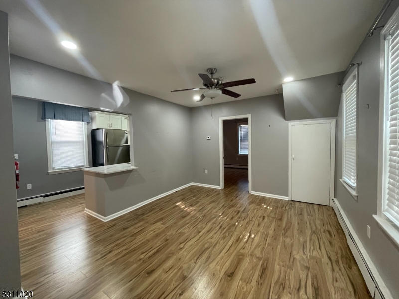 31 Union St, Dover Town, NJ 07801