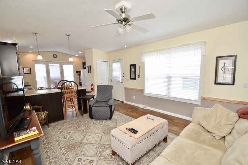 Jefferson Twp., NJ 07438,18 EASY DRIVE