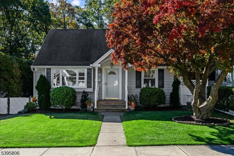 Verona Twp., NJ 07044,29 Lynwood Rd