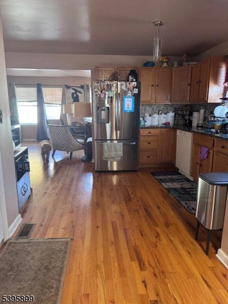 Edison Twp., NJ 08817,55 Edmund St