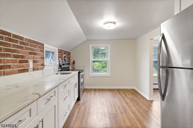 North Haledon Boro, NJ 07508,154 Oakwood Ave #3