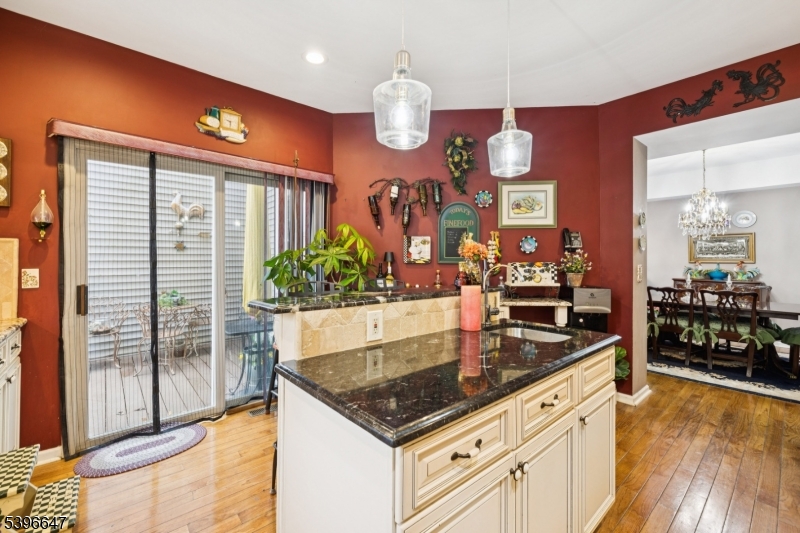 Roseland Boro, NJ 07068,26 Kent Dr