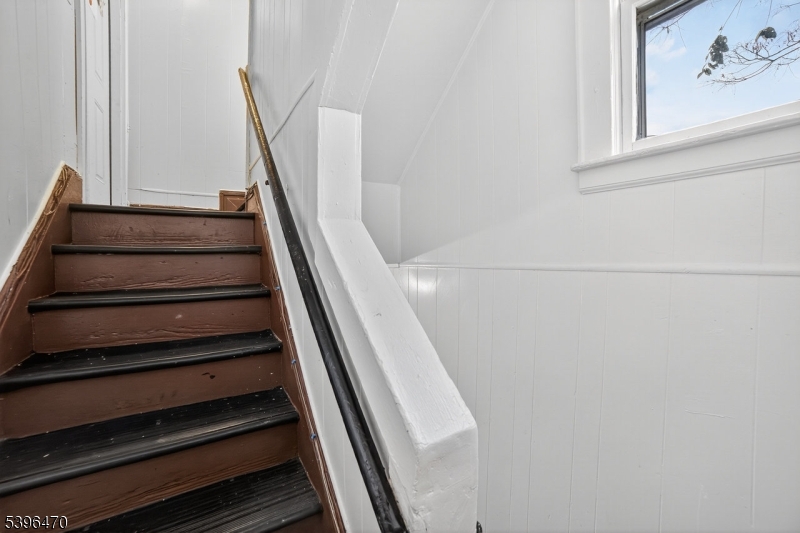 Roselle Boro, NJ 07203,301 E 9Th Ave