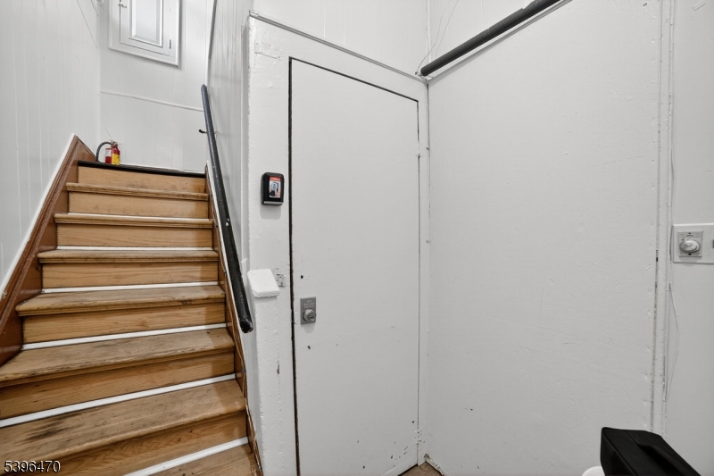 Roselle Boro, NJ 07203,301 E 9Th Ave