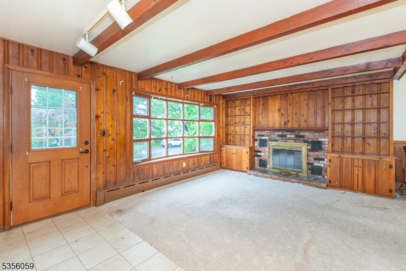 Sparta Twp., NJ 07871,187 E Shore Trl