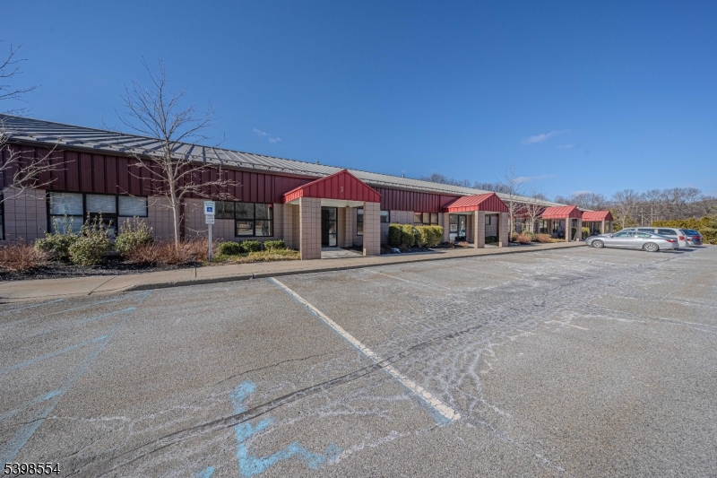 Roxbury Twp., NJ 07850,12 Orben Dr