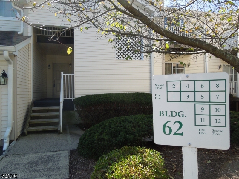 Bernards Twp., NJ 07920,1 Potomac Dr Condo