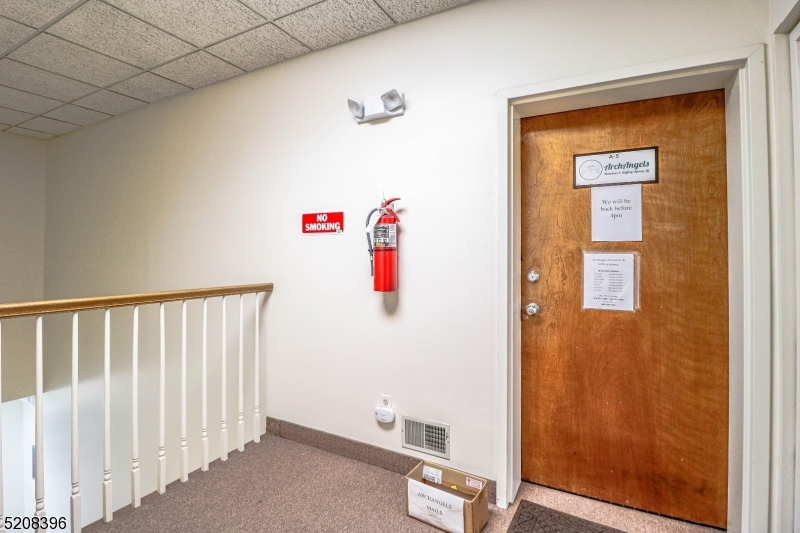 Raritan Boro, NJ 08869,1124 Rt 202