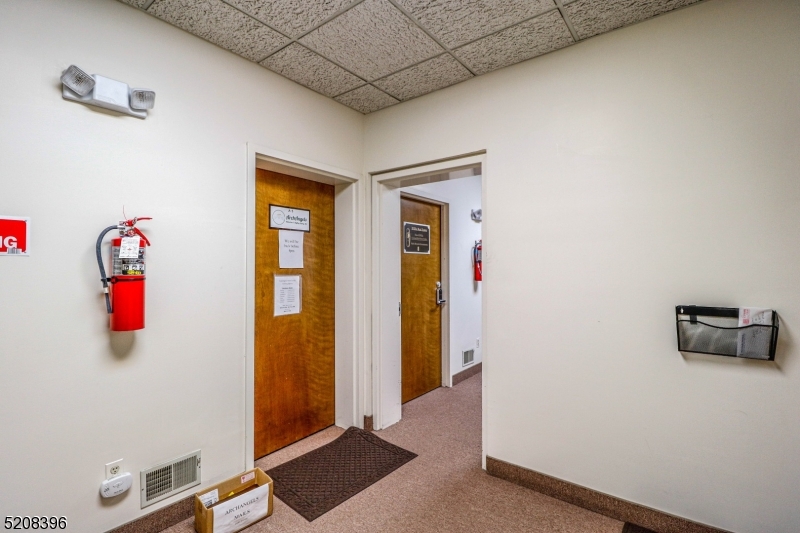 Raritan Boro, NJ 08869,1124 Rt 202