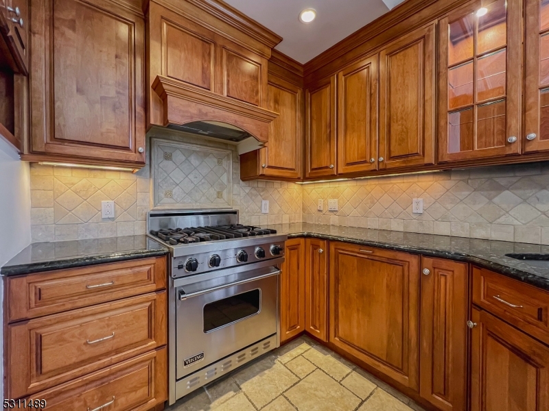 Clifton City, NJ 07011,91 Cutler St #2