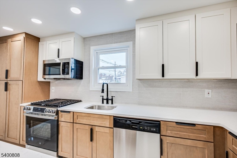 Woodbridge Twp., NJ 07095,237 Mawbey St