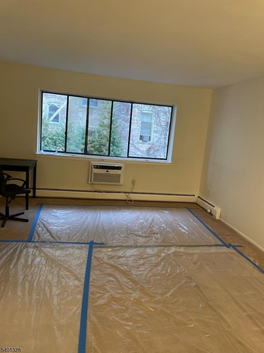 Bloomfield Twp., NJ 07003,206 Broad St #10A