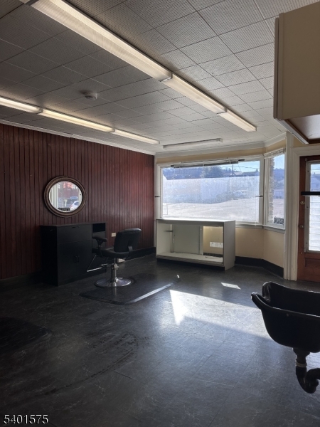 Phillipsburg Town, NJ 08865,443 S Main St