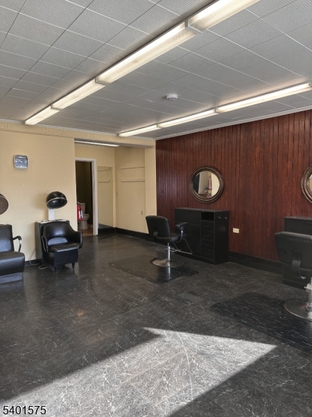 Phillipsburg Town, NJ 08865,443 S Main St