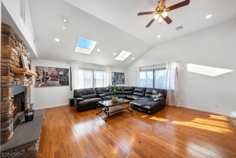 Paterson City, NJ 07501,320 Dixon Ave