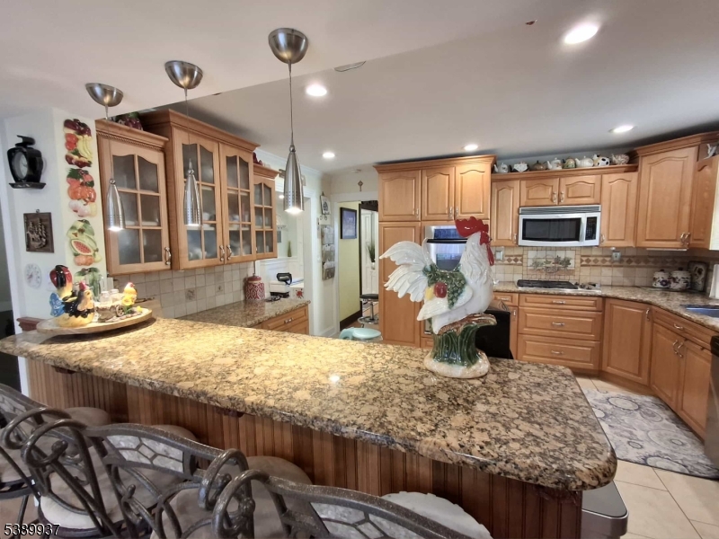 Old Bridge Twp., NJ 08857,5 Elaine Ct