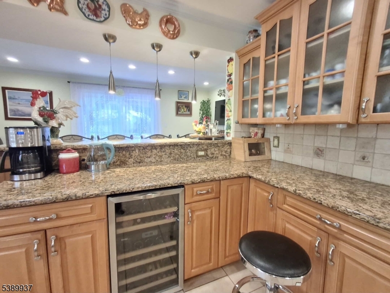 Old Bridge Twp., NJ 08857,5 Elaine Ct