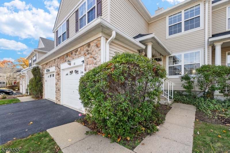 Montgomery Twp., NJ 08540,72 River Birch Cir
