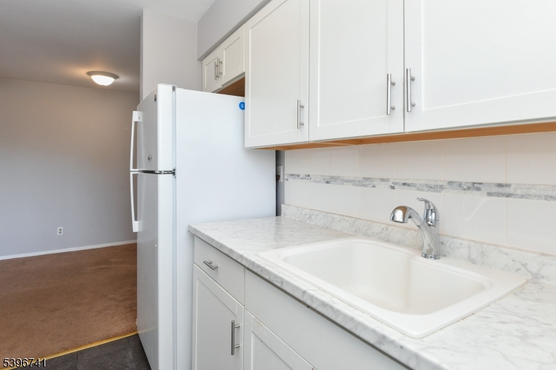 North Plainfield Boro, NJ 07060,401 US Highway 22