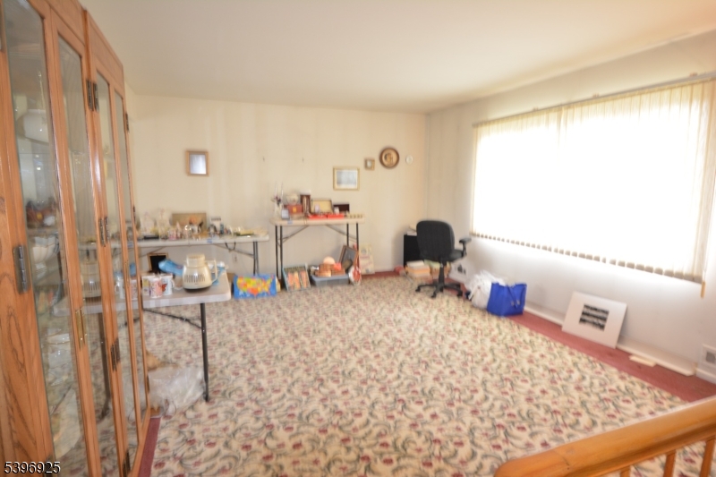 Westfield Town, NJ 07090,18 Summit Ct