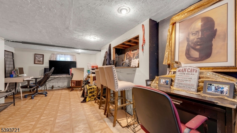 Newark City, NJ 07106,307 Eastern Pkwy