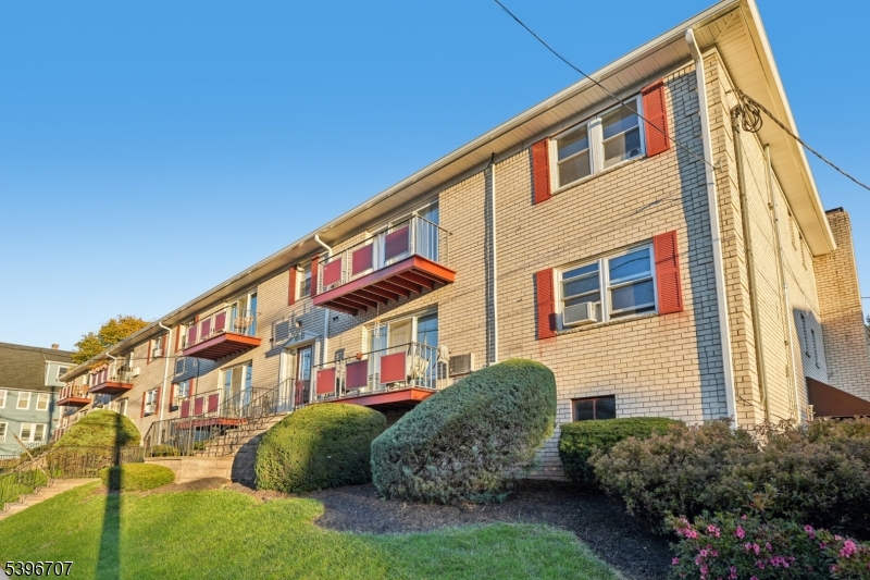 366 Hoover Ave #119, Bloomfield Twp., NJ 07003