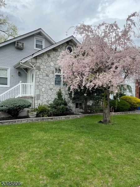 Bloomfield Twp., NJ 07003,31 Fitzherbert St