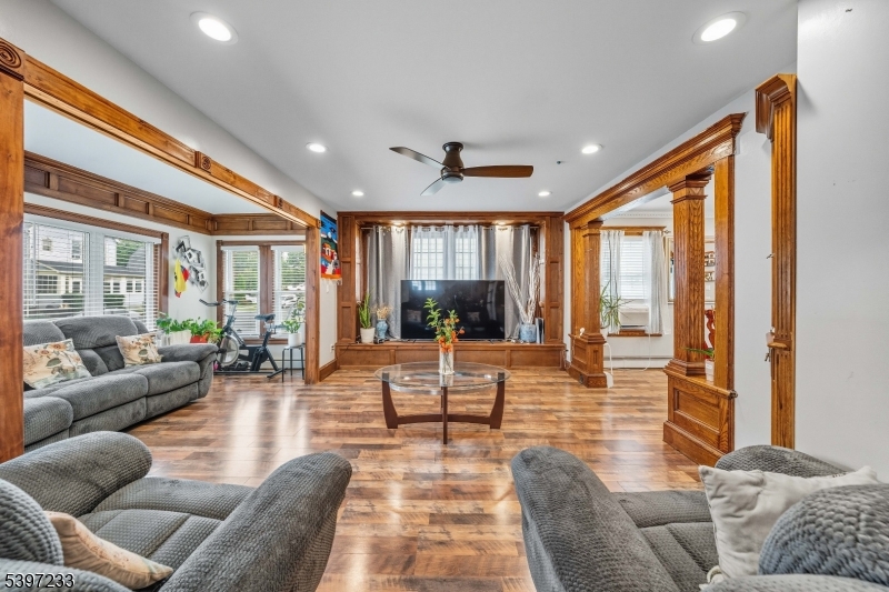 Roselle Park Boro, NJ 07204,214 Sherman Ave