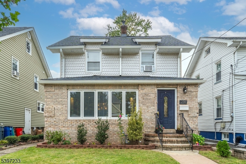 Roselle Park Boro, NJ 07204,214 Sherman Ave