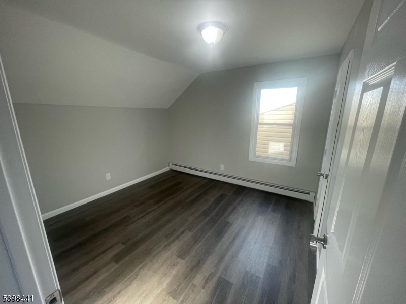 Paterson City, NJ 07501,160 12Th Ave #2