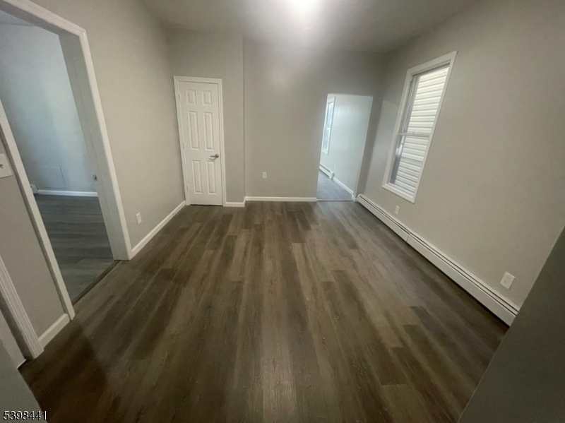 Paterson City, NJ 07501,160 12Th Ave #2