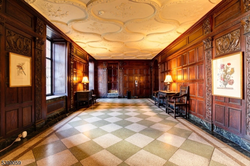 Newark City, NJ 07104,363-377 Mt Prospect Ave #2AW