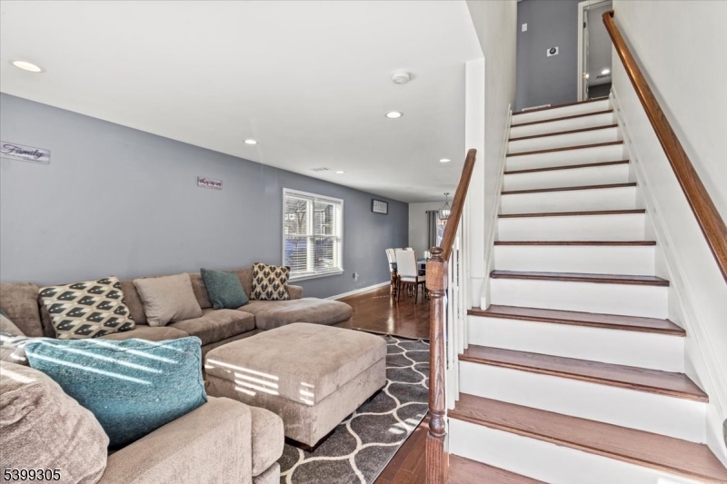 Roselle Boro, NJ 07203,620 Prosper Ave