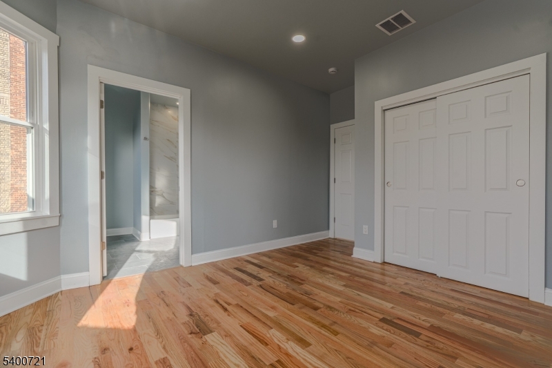 Newark City, NJ 07108,882 S 14Th St, Unit 3 #3