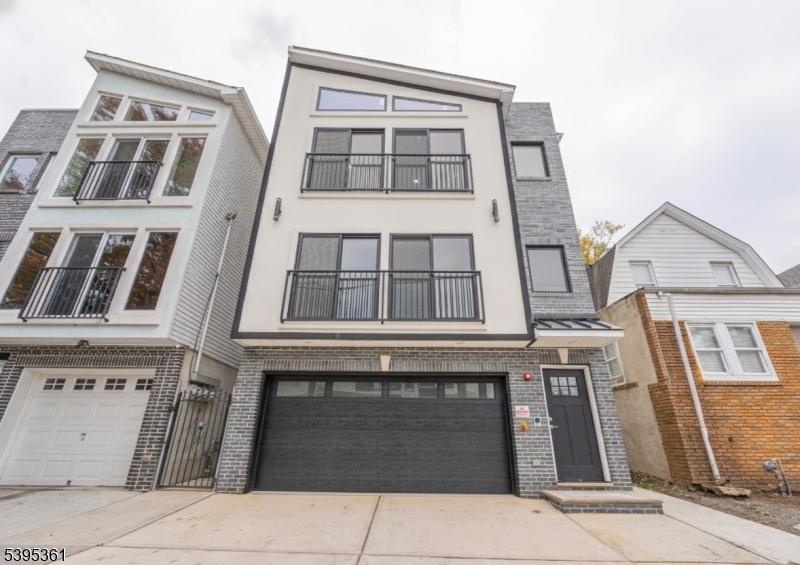 Newark City, NJ 07106,106 Columbia Ave