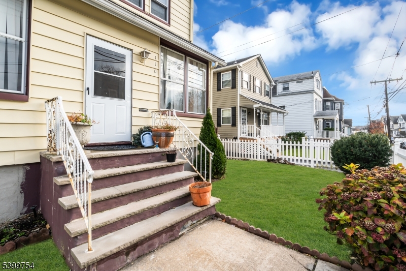 West Orange Twp., NJ 07052,110 Whittlesey Ave