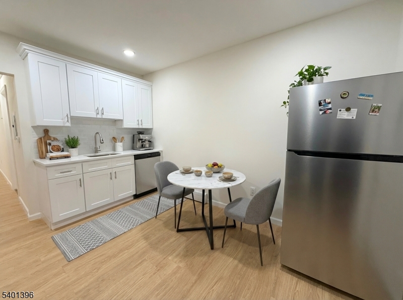 Union Twp., NJ 07088,356 Carnegie Pl #2