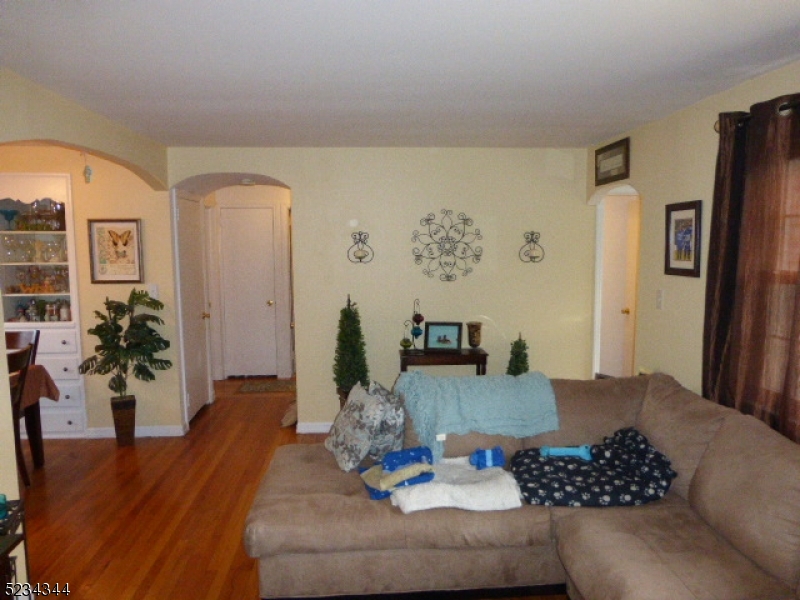 West Caldwell Twp., NJ 07006,56 St Charles Ave