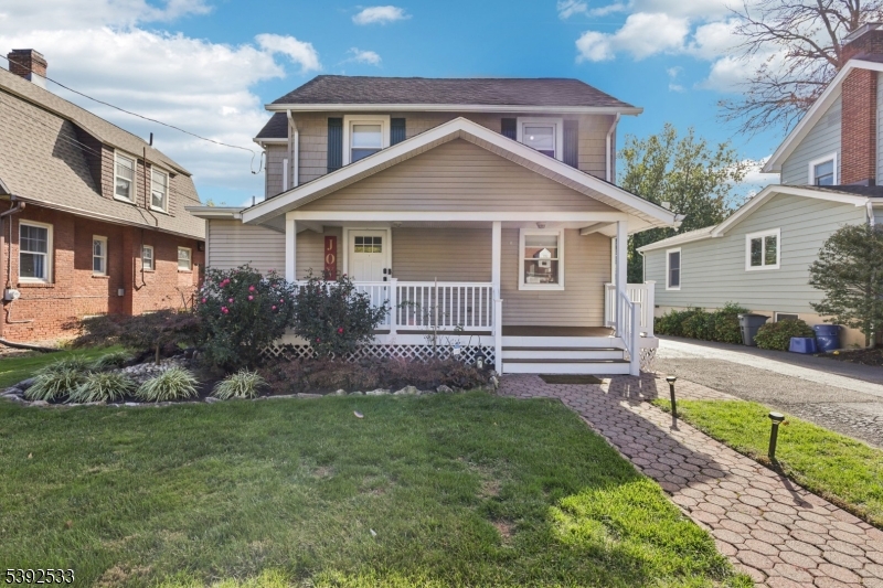 23 W Spring St, Somerville Boro, NJ 08876